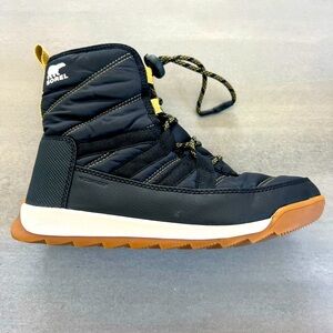 Boys Sorel boots size 5